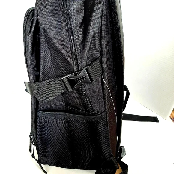 NEW Reebok Unisex Backpack - Picture 3 of 8